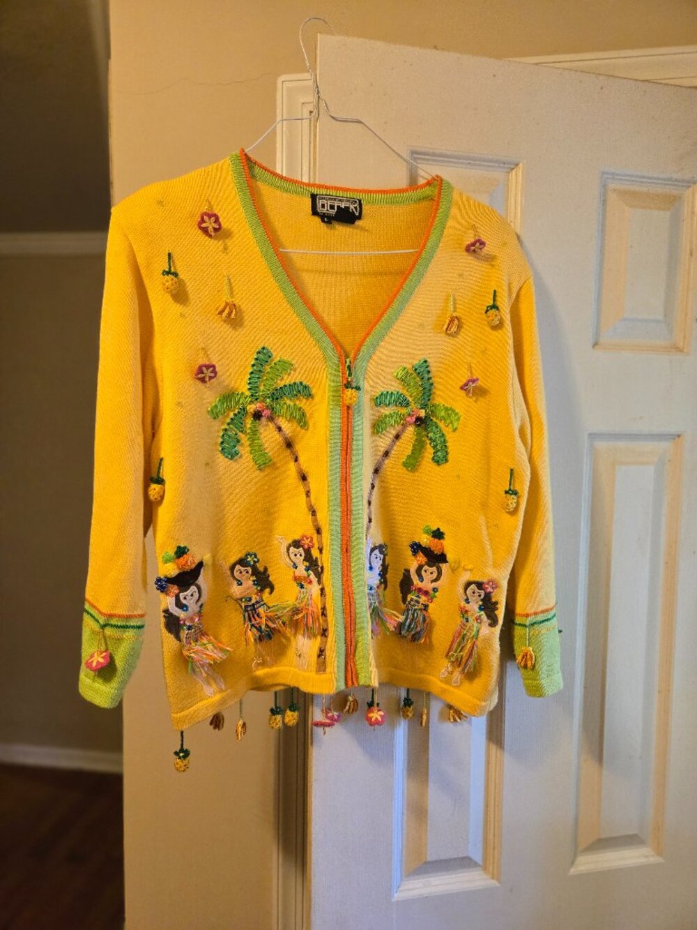 Berek L vintage zip front sweater in hues yellow, orange, & green with hula